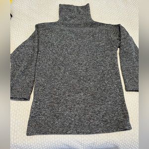 Womens Thick Turtleneck- Size Small
